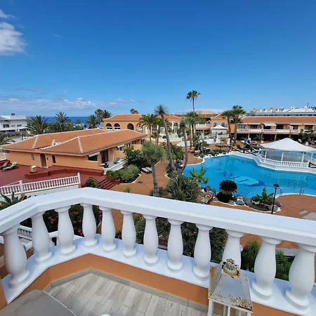 Moderne Mit Meerblick Und Pool By Interhome Daire *
