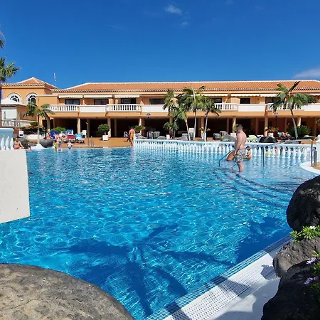 Moderne Mit Meerblick Und Pool By Interhome Playa de las Américas